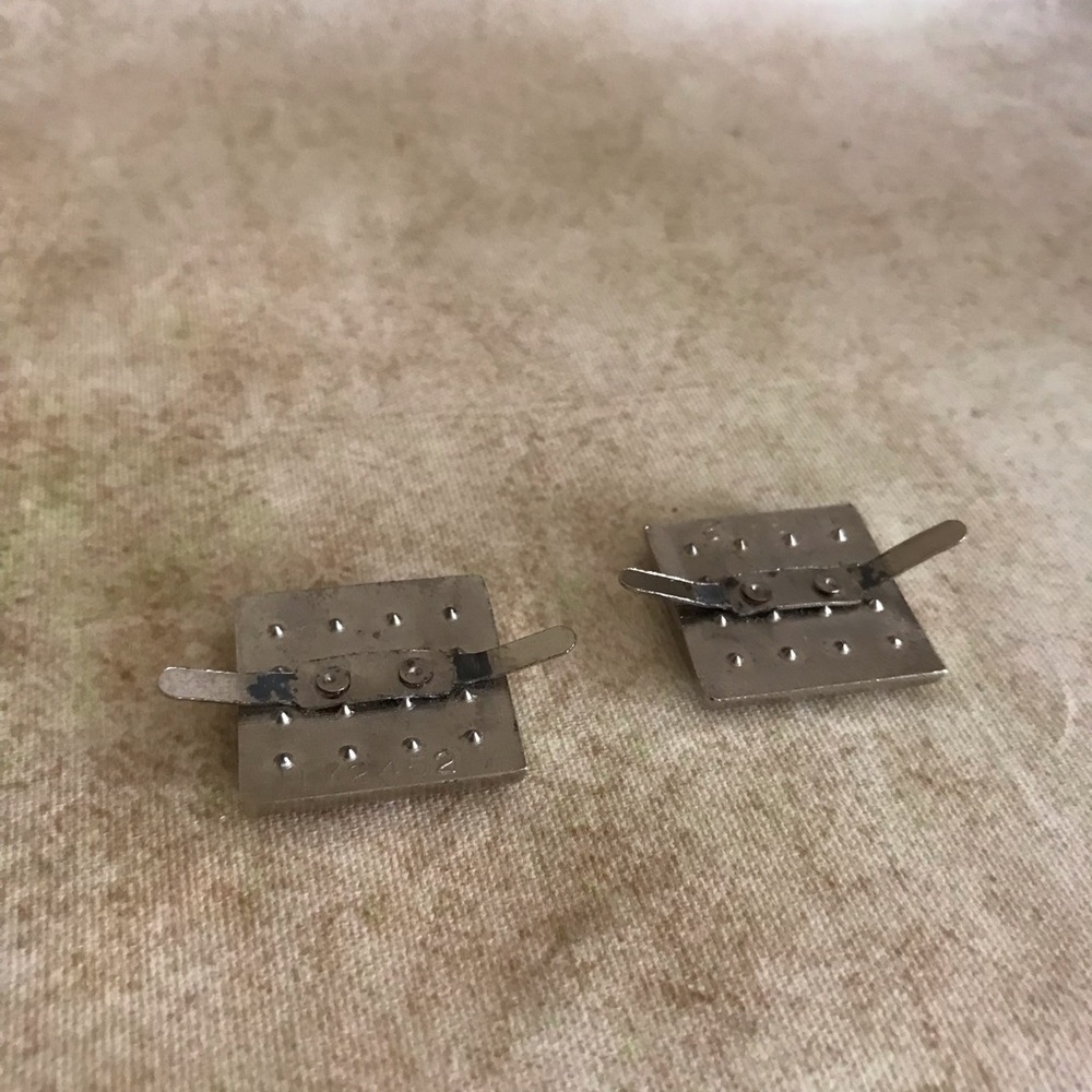 Vintage Metal & Crystal Shoe Clips - Picture 4 of 5